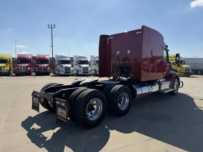 2022 Peterbilt 579