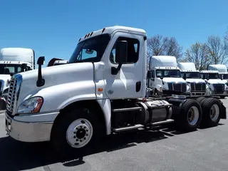 2018 FREIGHTLINER/MERCEDES CASCADIA 125