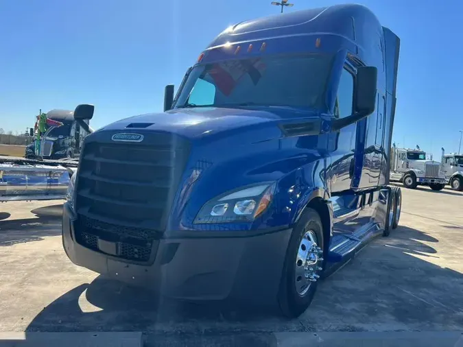 2022 Freightliner Cascadia