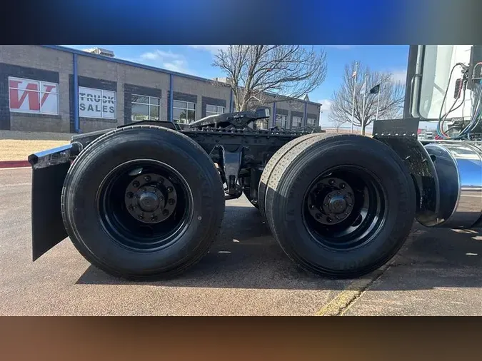 2020 INTERNATIONAL RH613