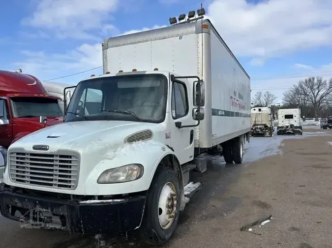 2009 FREIGHTLINER BUSINESS CLASS M2 106