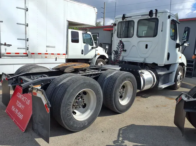 2018 FREIGHTLINER/MERCEDES CASCADIA 113