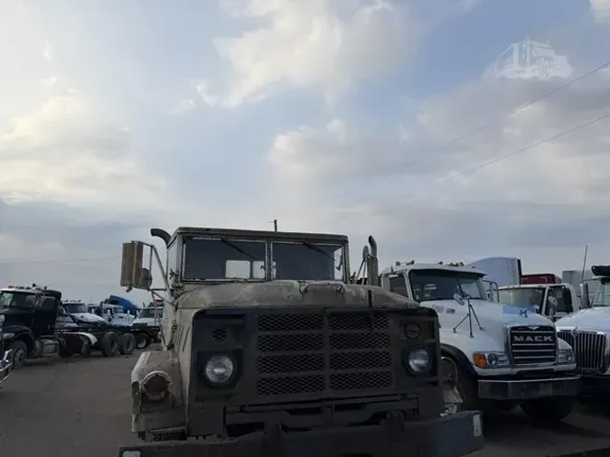 1986 AM GENERAL M927A2