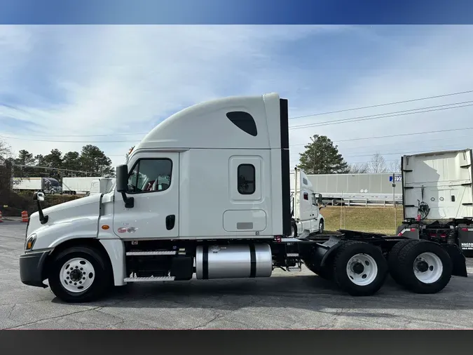 2020 FREIGHTLINER CASCADIA