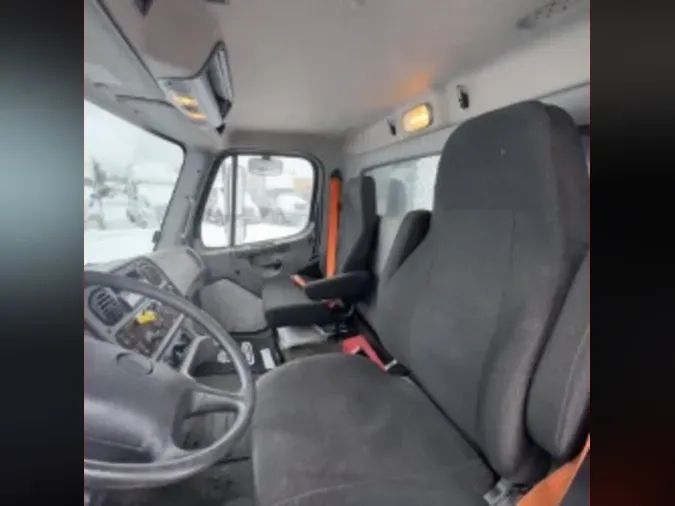 2020 FREIGHTLINER/MERCEDES M2 1067e5a39a0139d65963267ae17a47aca70