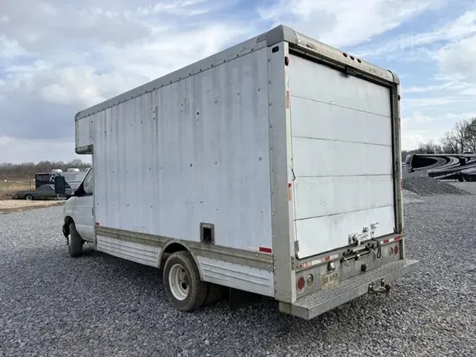2006 FORD E450 SD