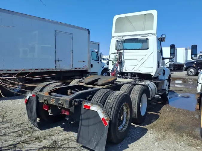 2018 NAVISTAR INTERNATIONAL LT625 DAYCAB T/A