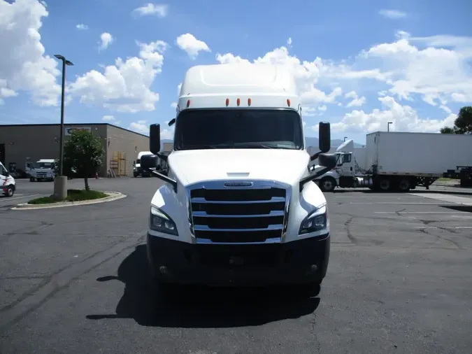 2020 FREIGHTLINER NEW CASCADIA PX12664