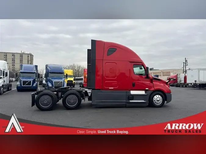 2022 FREIGHTLINER CA126