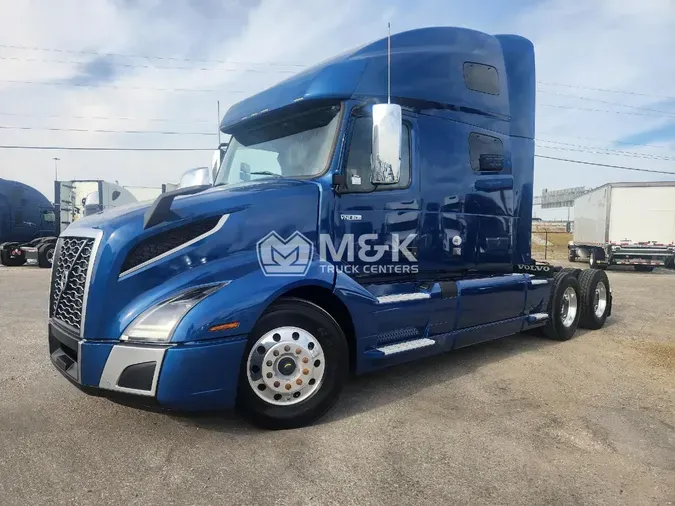 2021 VOLVO VNL64T7607e70b47928ddcef010c5fe943c1a4160