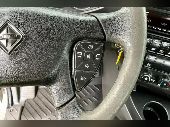 2019 INT LT625 6x4