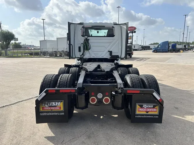2020 International LT625