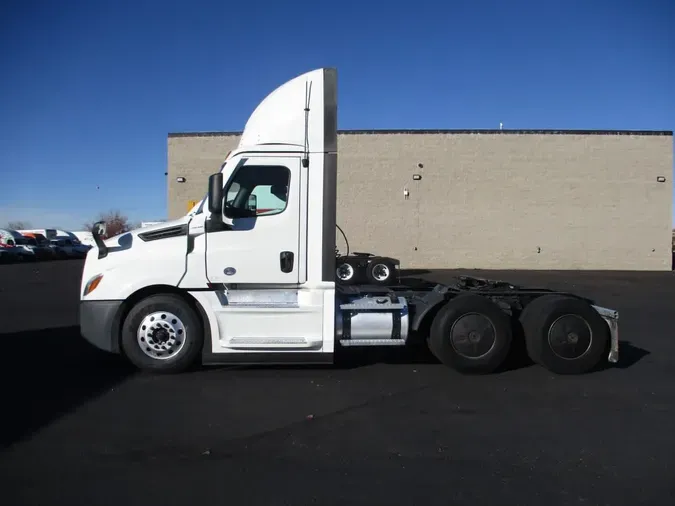 2022 FREIGHTLINER/MERCEDES NEW CASCADIA PX12664