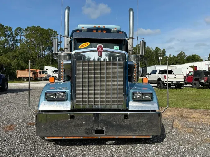 2021 Kenworth W900L