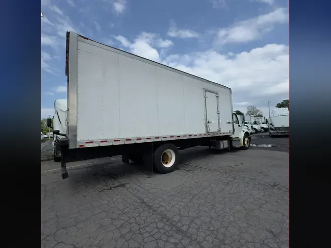 2019 FREIGHTLINER M2 106