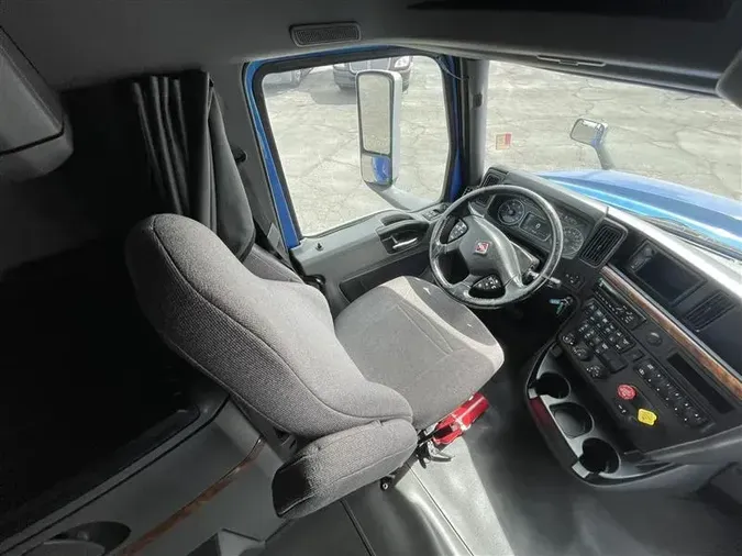 2020 INTERNATIONAL LT