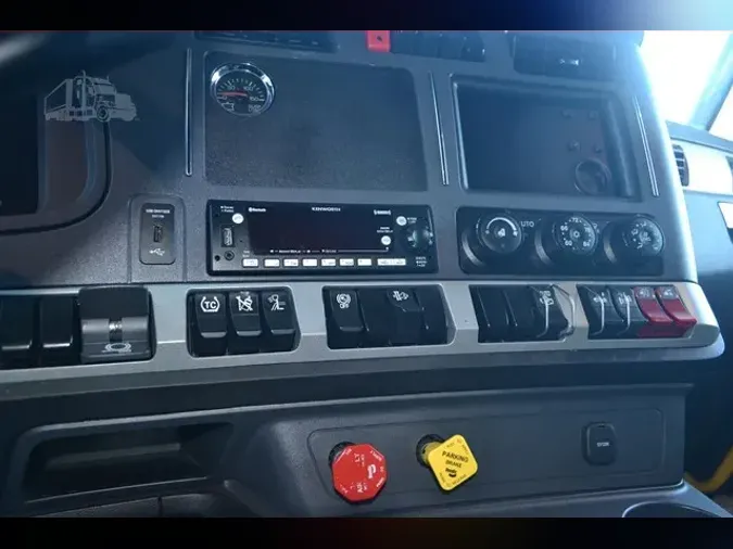 2023 KENWORTH T680
