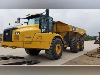 2019 CATERPILLAR 745