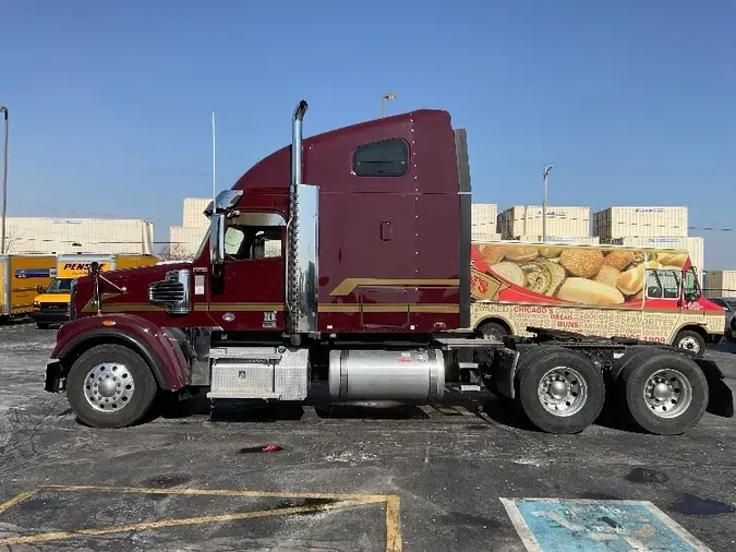 2022 Freightliner D12264SD