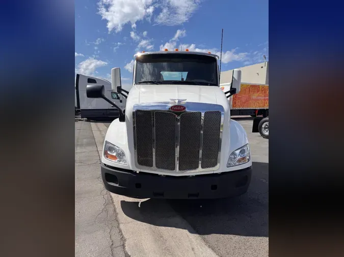 2021 Peterbilt 579