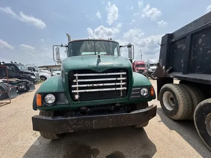 2003 MACK GRANITE CV713