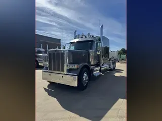 2026 PETERBILT 589
