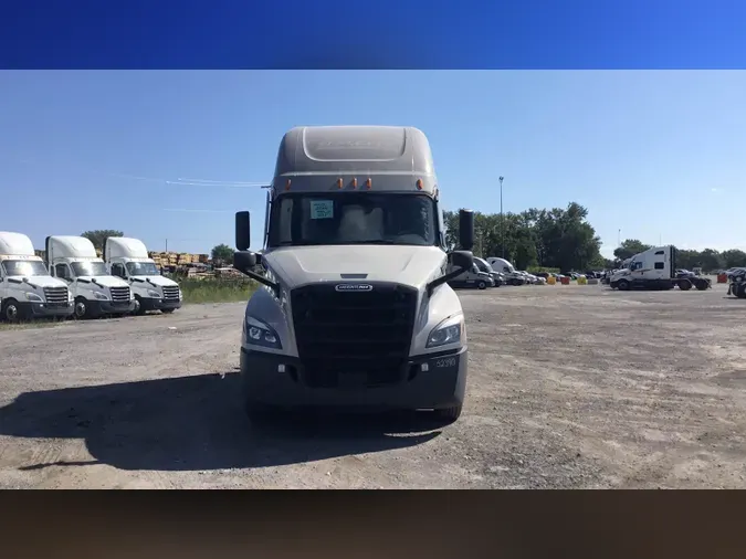 2022 Freightliner Cascadia 1267e87e9f0ea0f33f7a14ae0dc6cb950c0