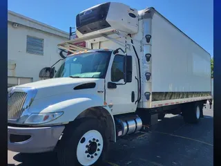 2020 NAVISTAR INTERNATIONAL MV607 (4X2)