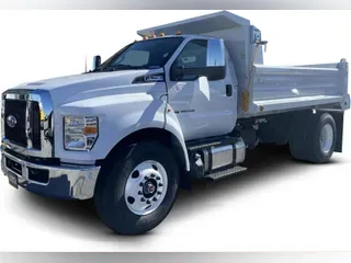 2022 Ford F-750
