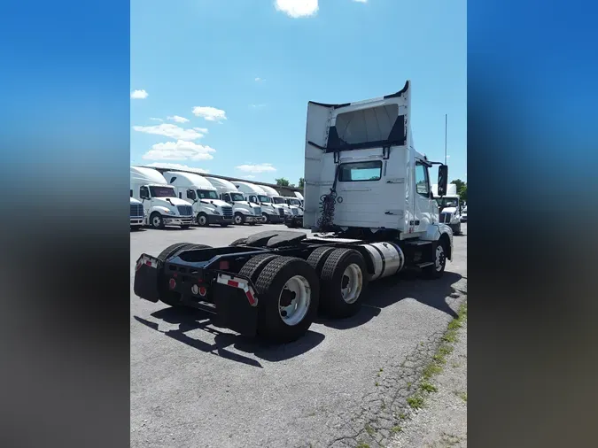 2018 VOLVO VNL64TRACTOR