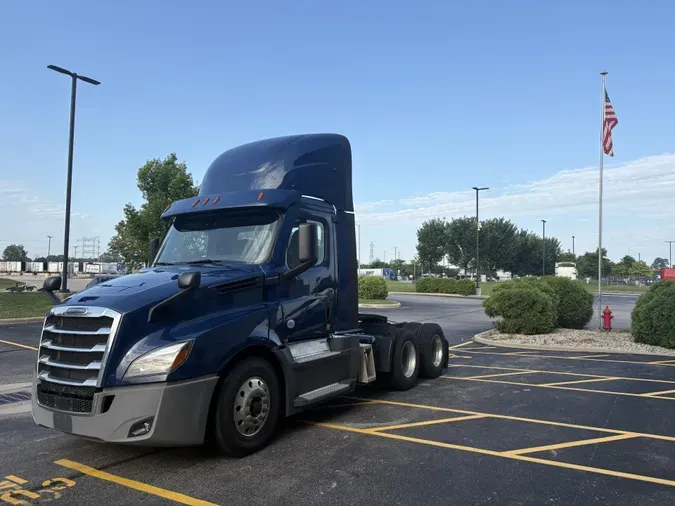 2022 Freightliner Cascadia7e98ce4da72daf24c26c92ea84702be4