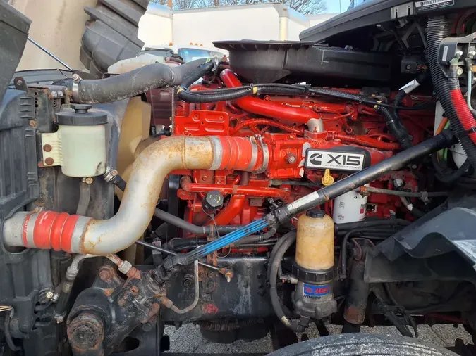 2019 NAVISTAR INTERNATIONAL LT625 DAYCAB T/A