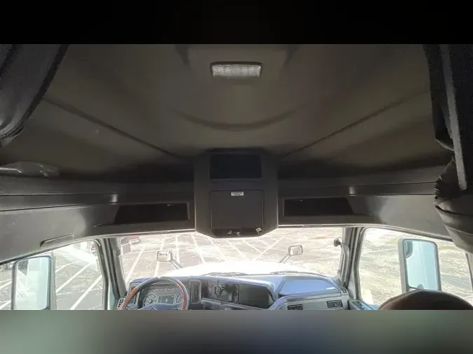2022 INTERNATIONAL LT625