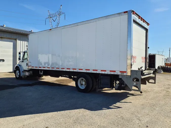 2017 FREIGHTLINER/MERCEDES M2 106