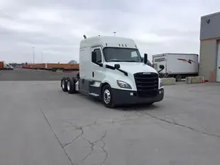 2020 Freightliner Cascadia