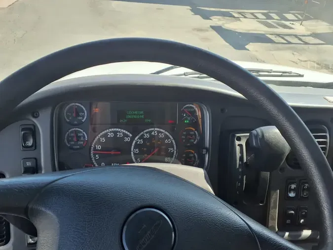 2020 FREIGHTLINER/MERCEDES M2 106