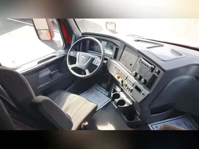 2023 FREIGHTLINER CA126