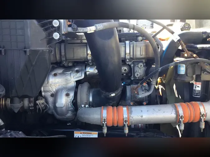 2021 Freightliner Cascadia 126