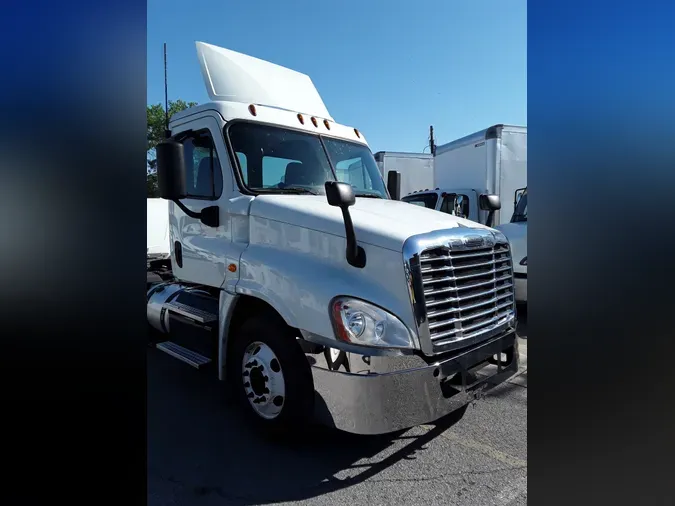 2018 FREIGHTLINER/MERCEDES CASCADIA 125