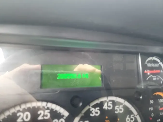 2020 FREIGHTLINER/MERCEDES M2 106