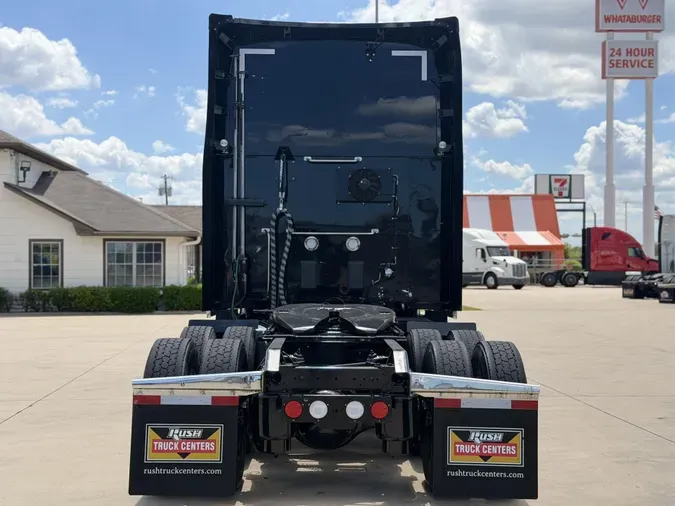 2022 Kenworth T680