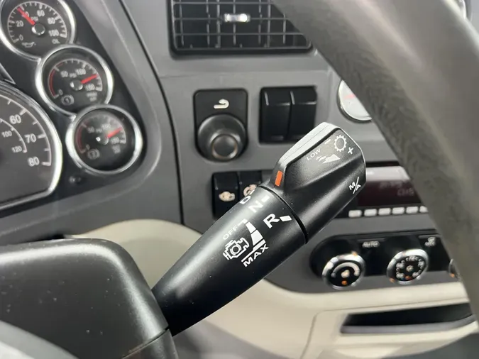 2022 Peterbilt 567