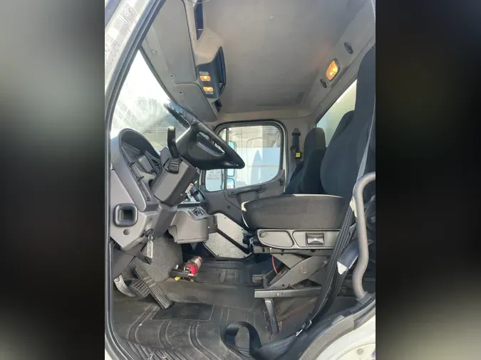 2017 FREIGHTLINER/MERCEDES M2 1067eb5741ef0a123885a8b93595bb30e6d