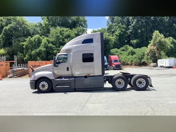 2022 International LT