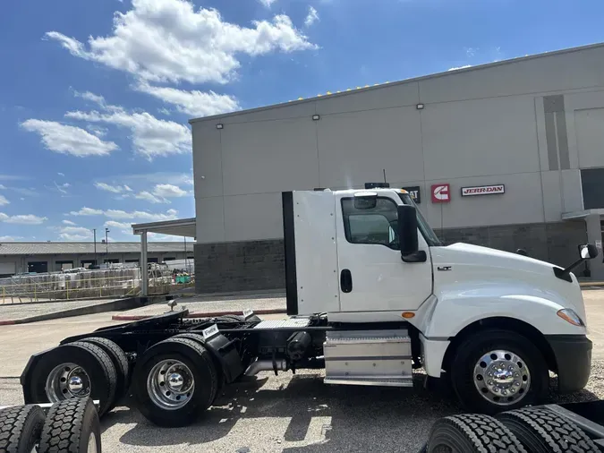 2020 International LT625