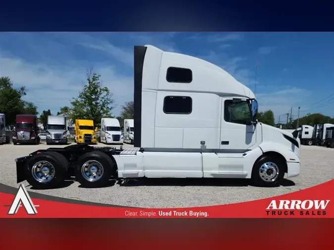 2021 VOLVO VNL860