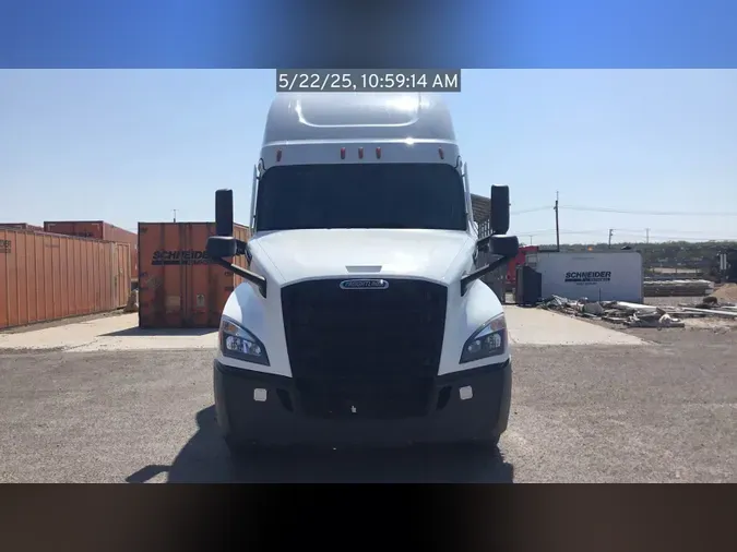 2021 Freightliner Cascadia