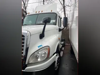 2016 FREIGHTLINER/MERCEDES CASCADIA 125