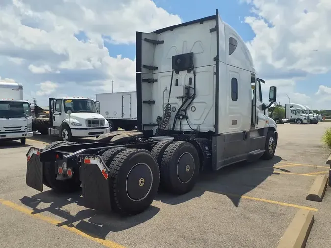 2020 FREIGHTLINER CASCADIA 125