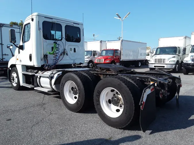 2018 FREIGHTLINER/MERCEDES CASCADIA 125